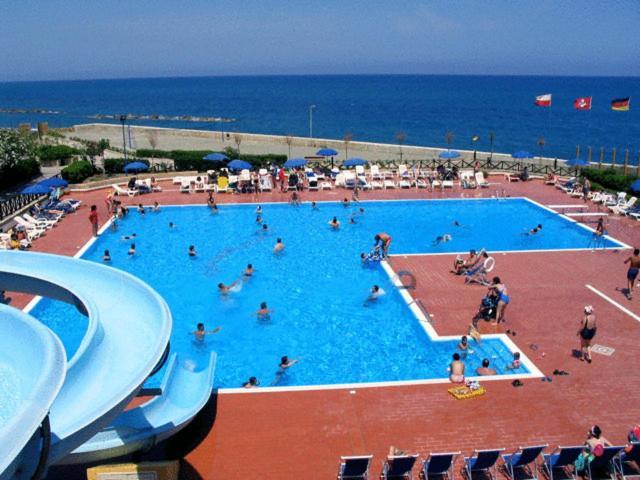 Villaggio Hotel Club Calanovellamare Piraino Εξωτερικό φωτογραφία